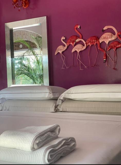 Paradise Ranch Hotel Borgo Sabotino Bagian luar foto