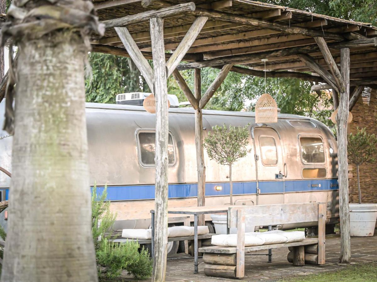 Paradise Ranch Hotel Borgo Sabotino Bagian luar foto