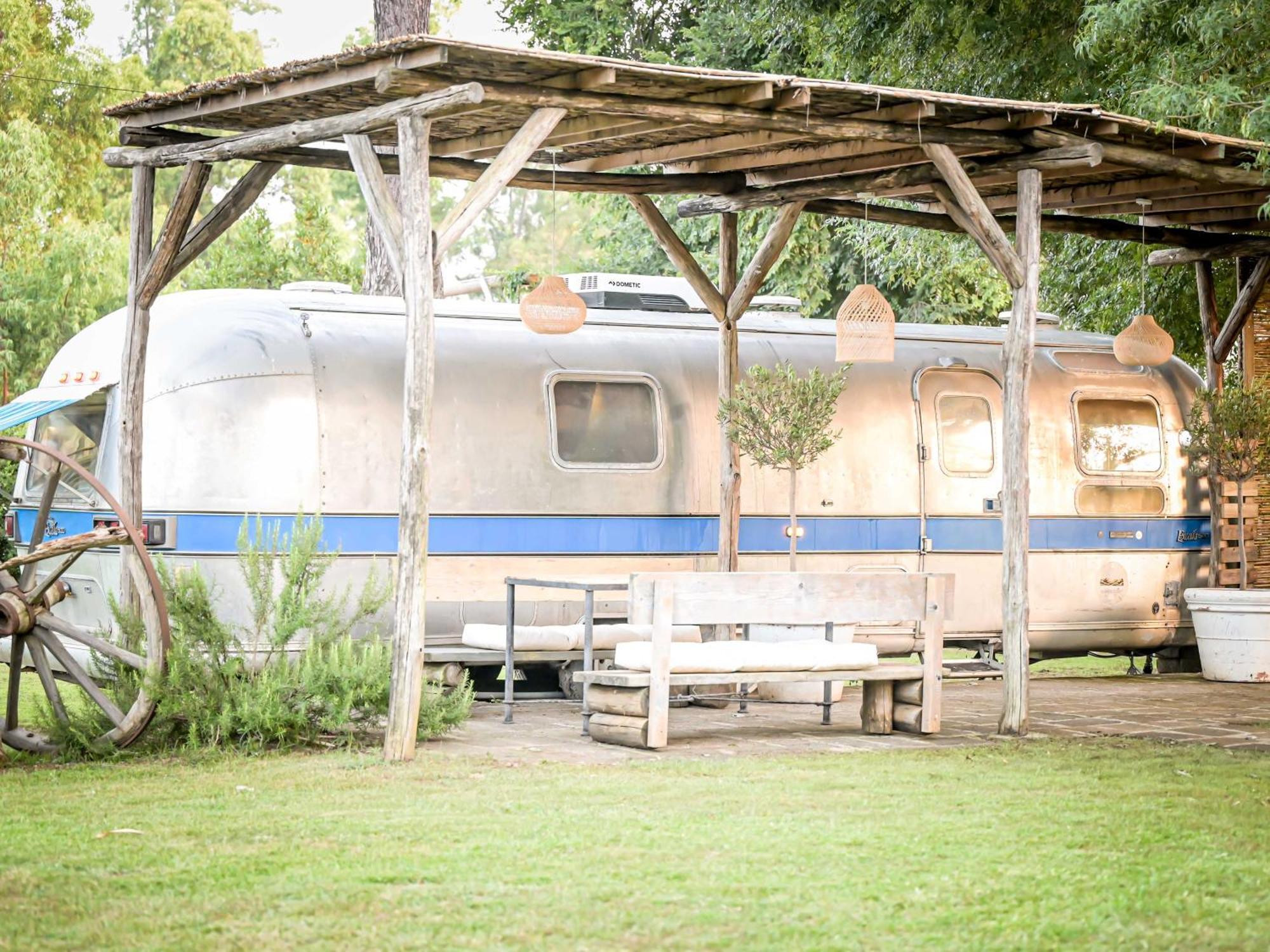 Paradise Ranch Hotel Borgo Sabotino Bagian luar foto